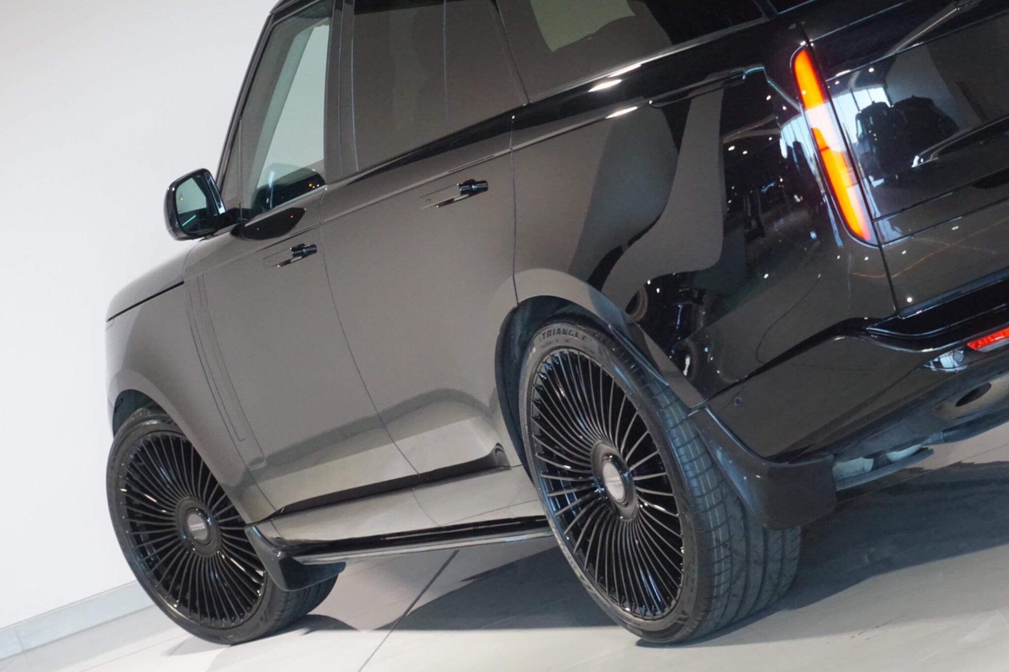 Land Rover Range Rover 3.0 P400 MHEV Autobiography SUV 5dr Petrol Auto 4WD Euro 6 (s/s) (400 ps)